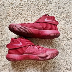 Mens Nike Basketball Shoes Red Velvet Kyrie 2s